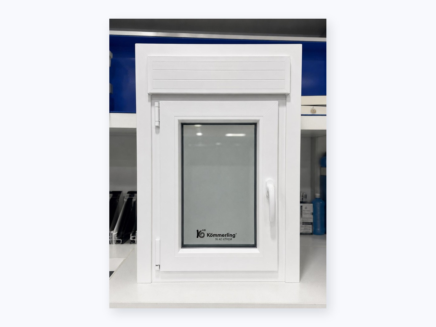 Ventana PVC 1 hoja oscilobatiente con cajon de persiana