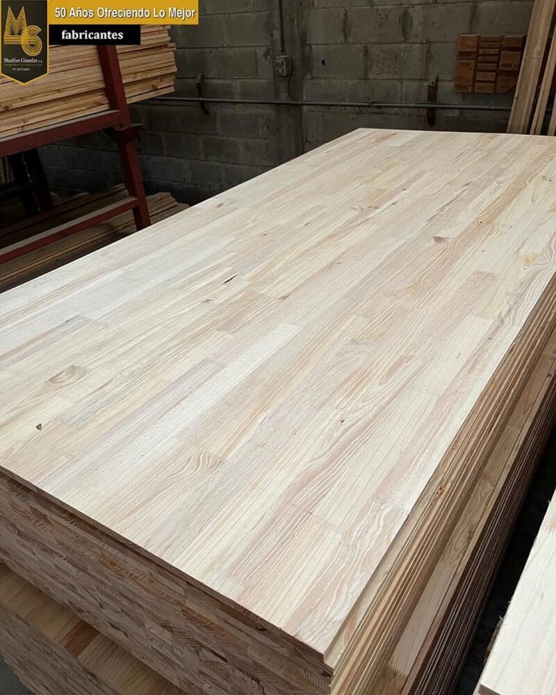 Lámina de madera de pino 18 mm